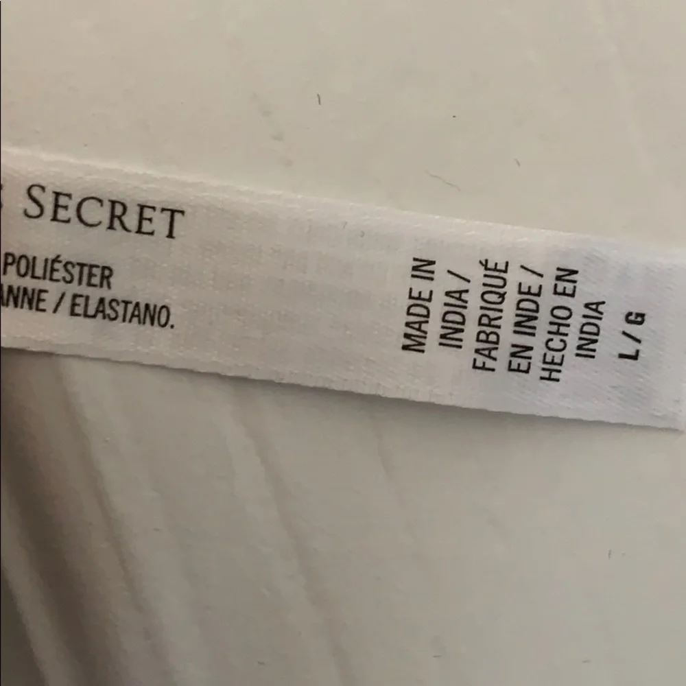 NWT VICTORIA’S SECRET VSX Black Racerback Body-Wick Sports Bra - Picture 12 of 13